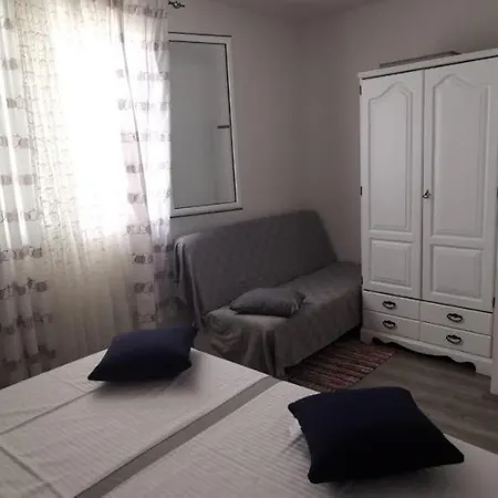דירה Great Located Family רוגוזניצה